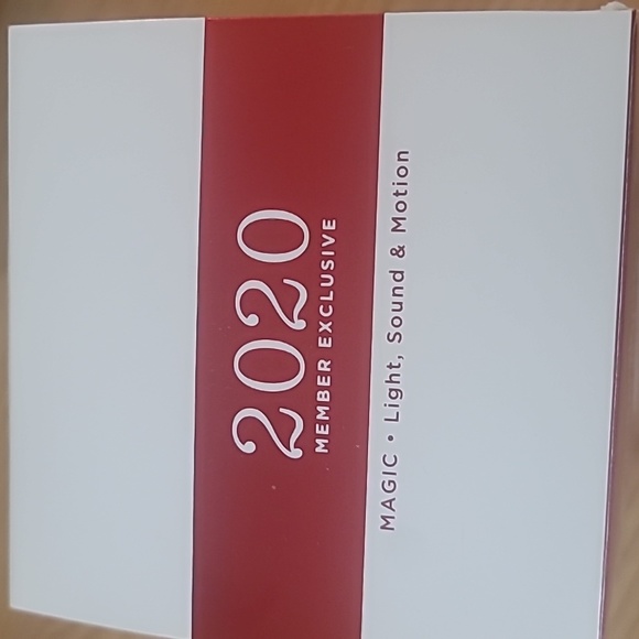 Hallmark 2020 Member Exclusive Ornament Snowman Band - Picture 4 of 7